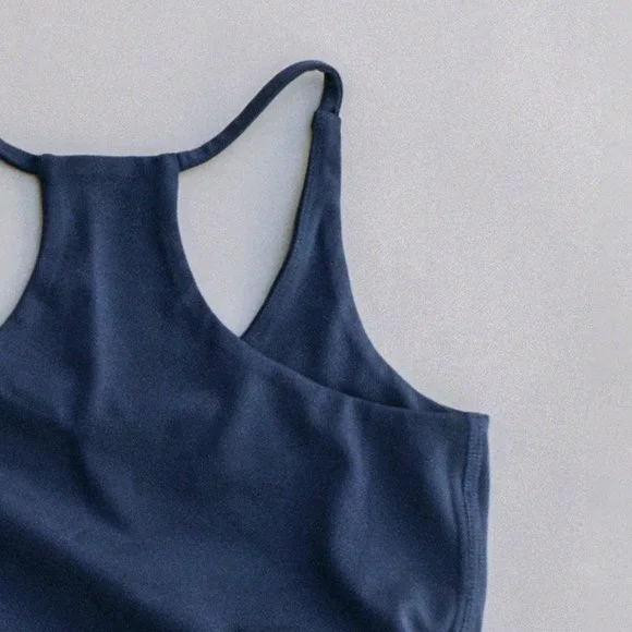 GIRLFRIEND COLLECTIVE Cleo Workout Sports Bra Midnight NWT - Picture 3 of 5